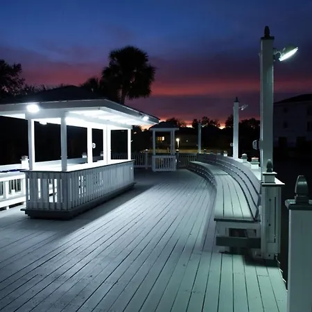 Waterfront Villa With Deck 23 Mi To French Quarter!